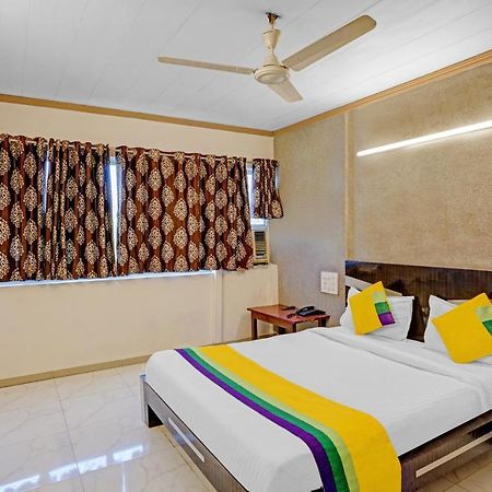 Itsy Hotels Aakash,100 Mts From Sardar Patel Stadium Ahmedabad Bagian luar foto