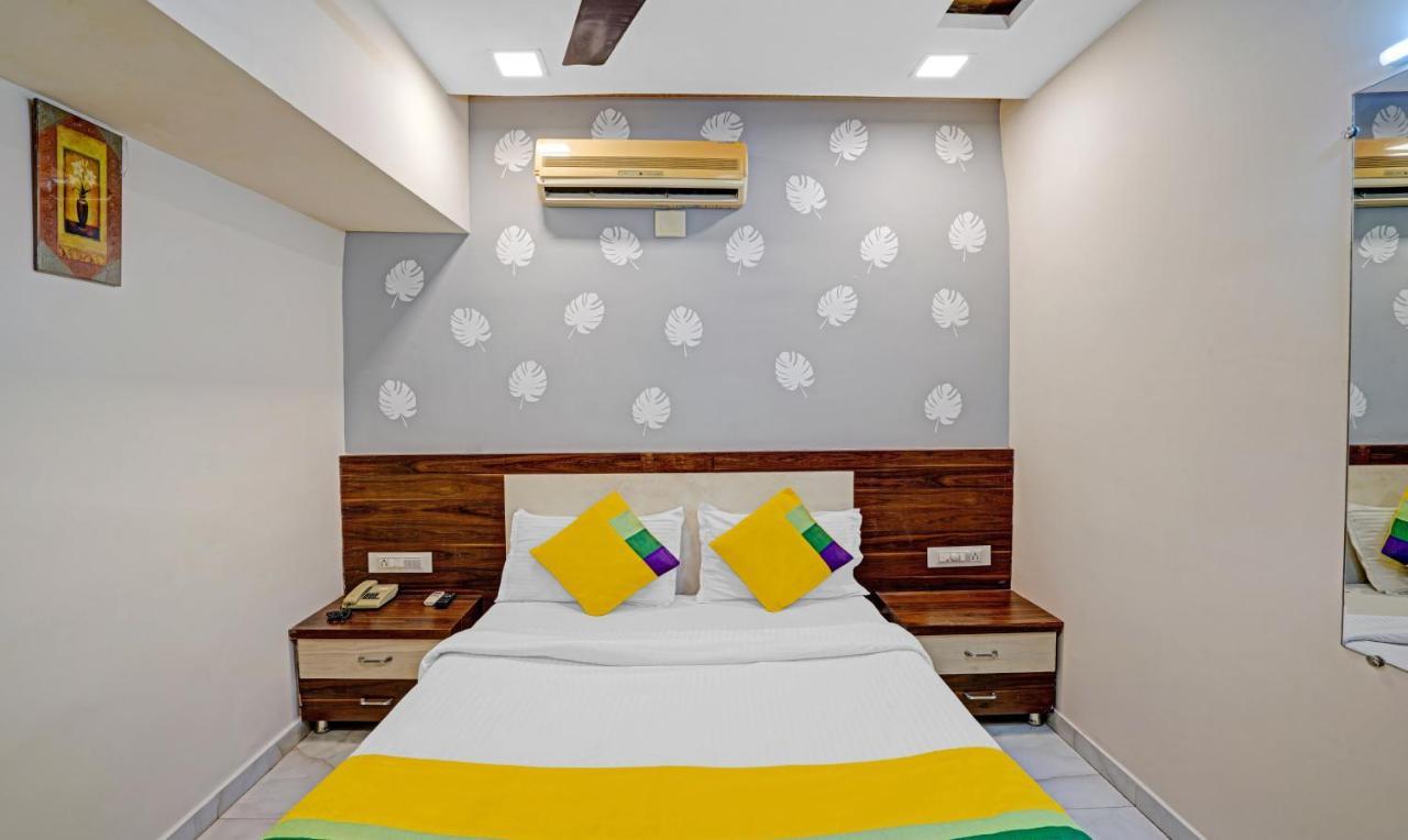 Itsy Hotels Aakash,100 Mts From Sardar Patel Stadium Ahmedabad Bagian luar foto