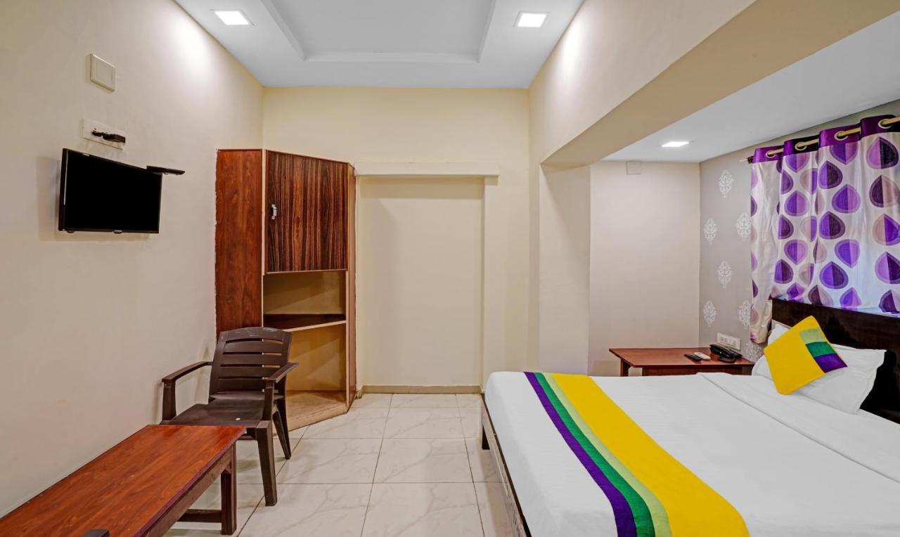 Itsy Hotels Aakash,100 Mts From Sardar Patel Stadium Ahmedabad Bagian luar foto